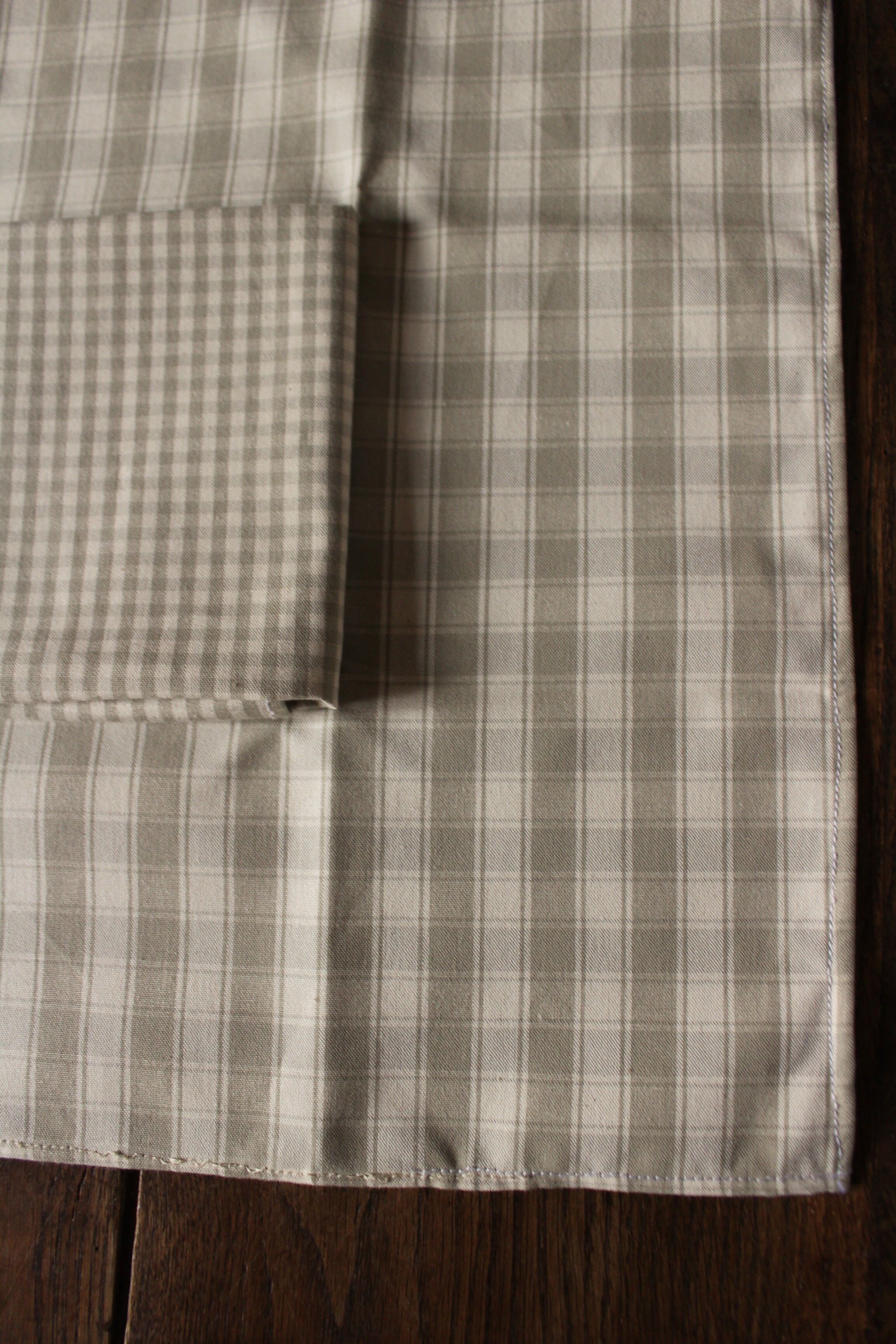 Lot 6 Vichy cotton napkins + beige linen tiles