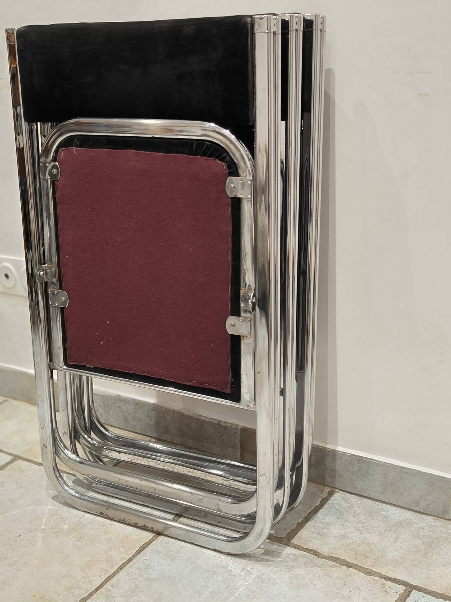 3 Tamara folding chairs from the 1970s