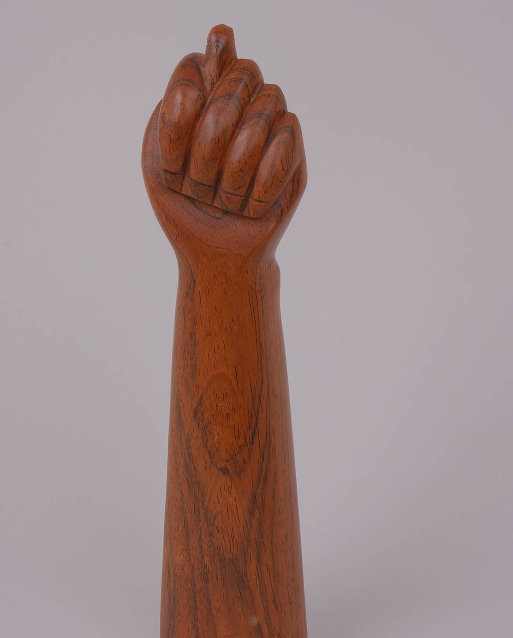 Sculpture en bois exotique