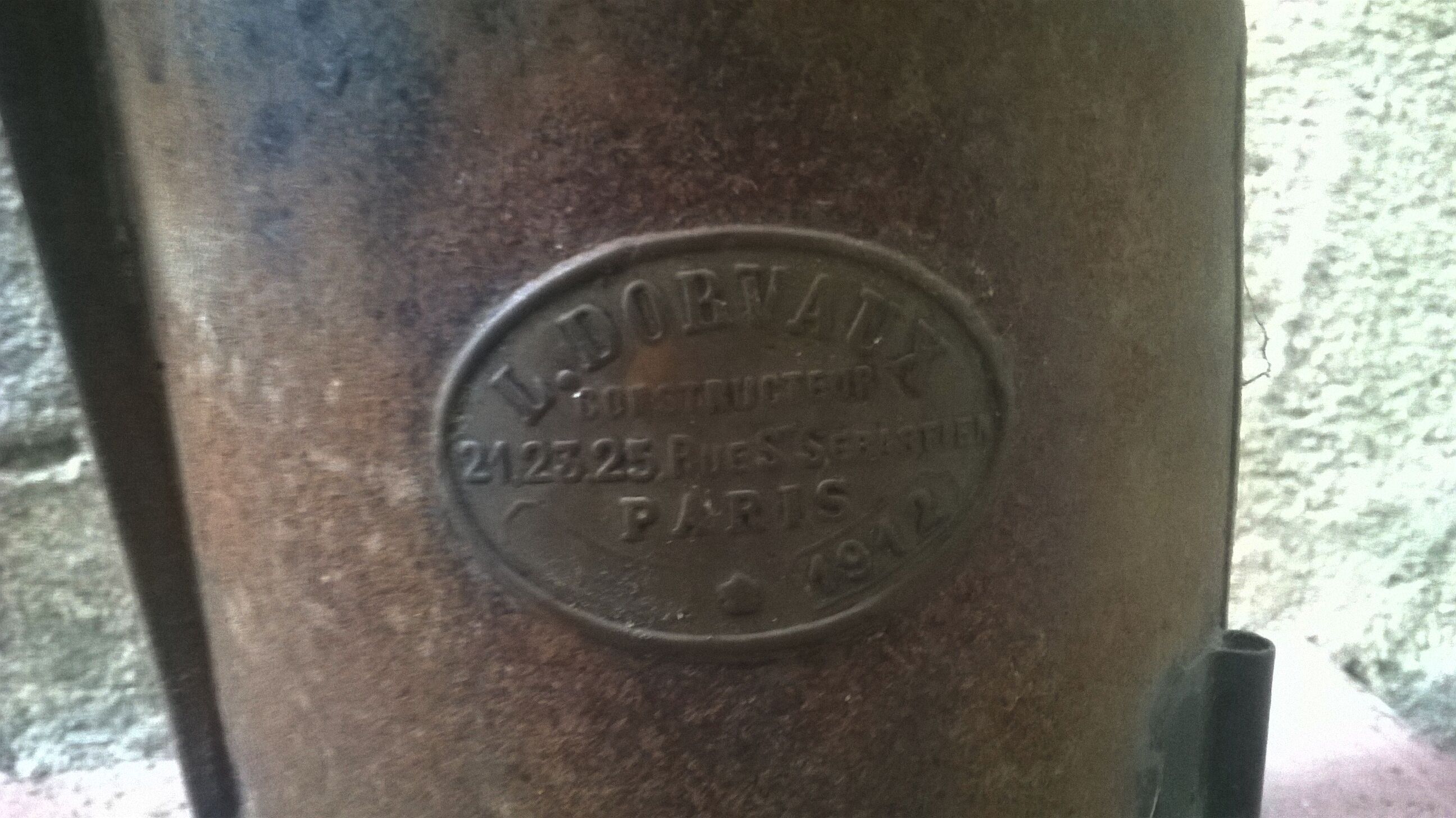 Lanterne ancienne Dorvaux