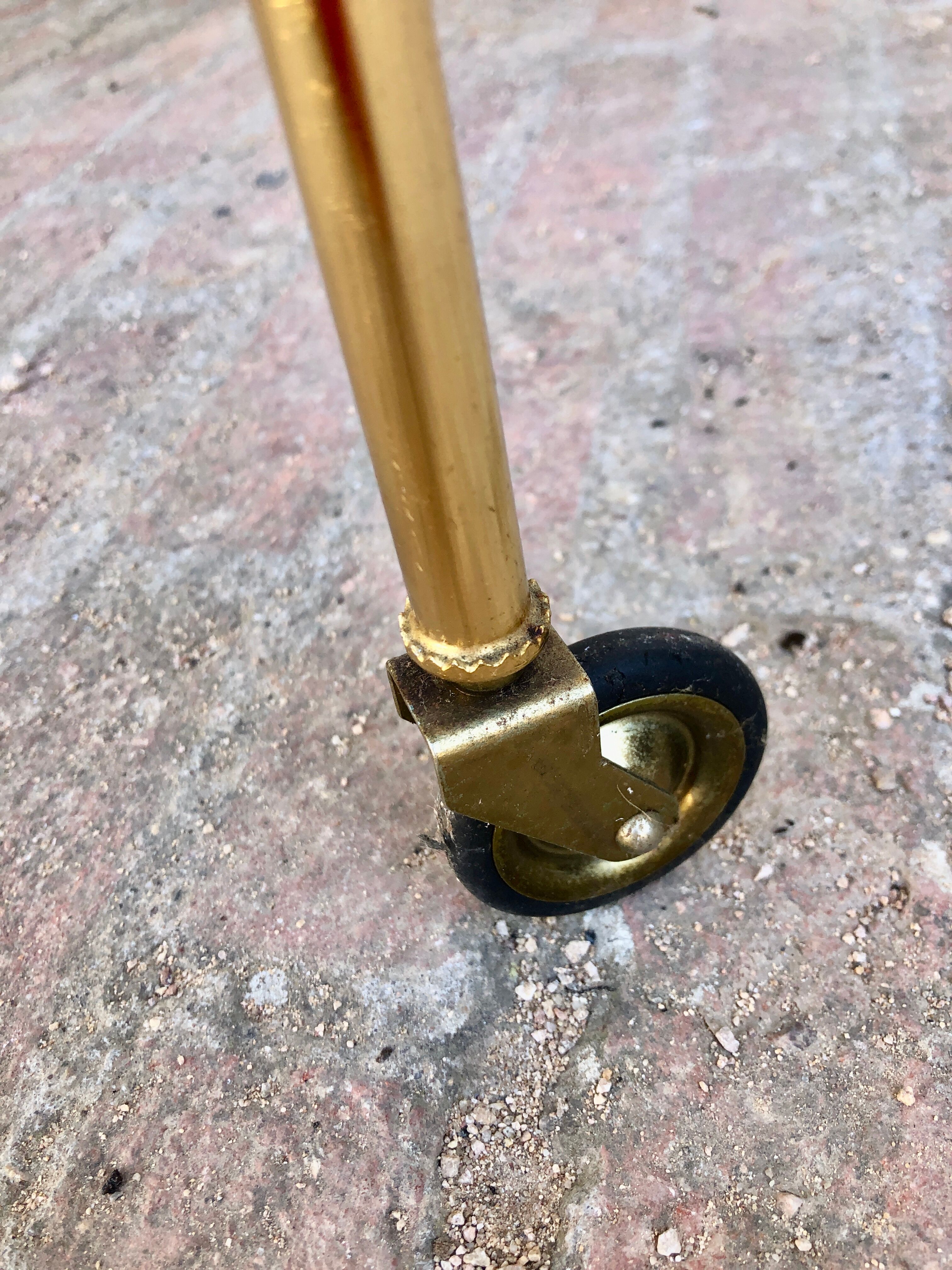 Vinyl rack service, brass magazine holders