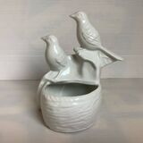 Zoomorphic bird planter