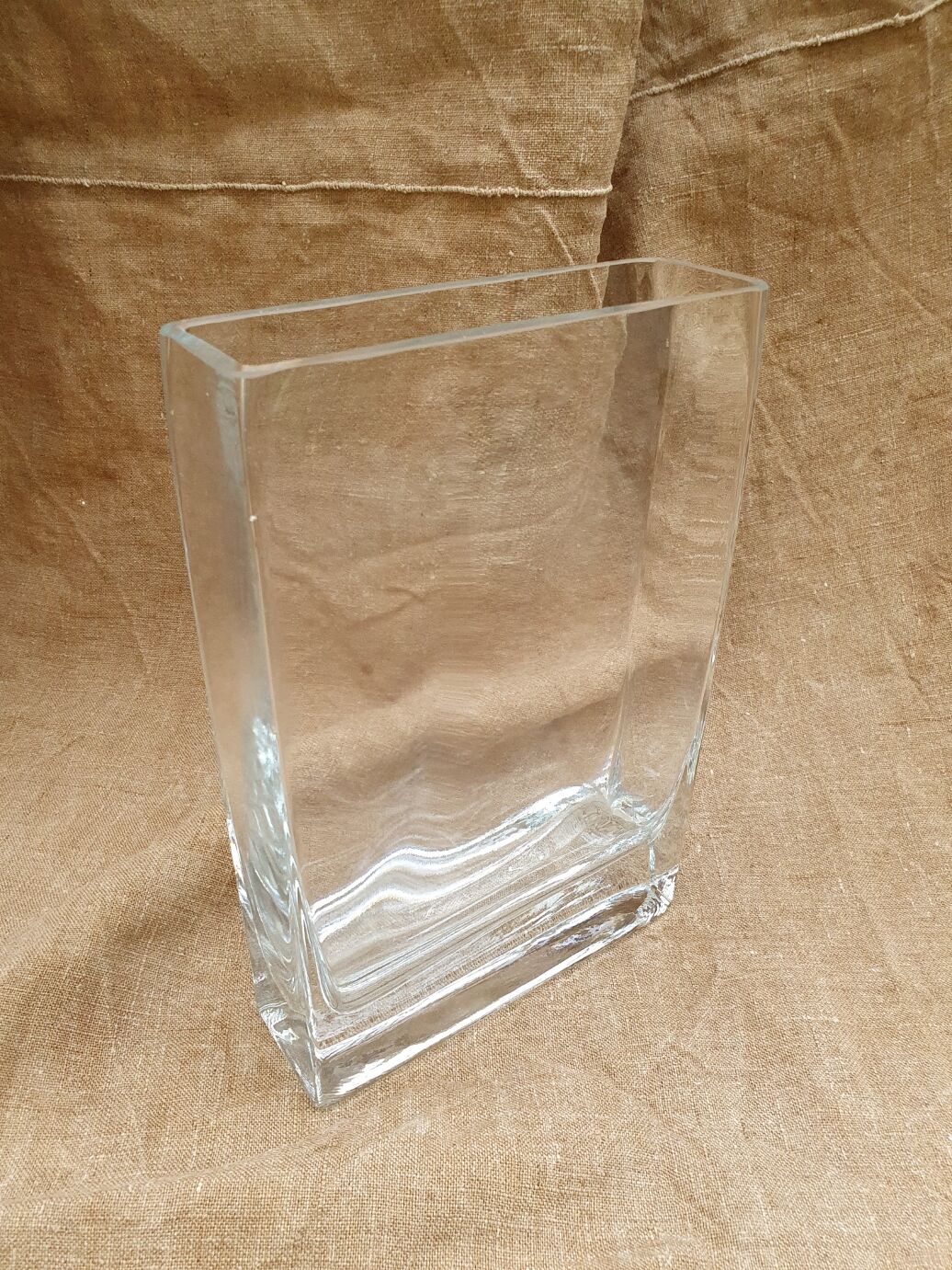 Rectangular glass vase