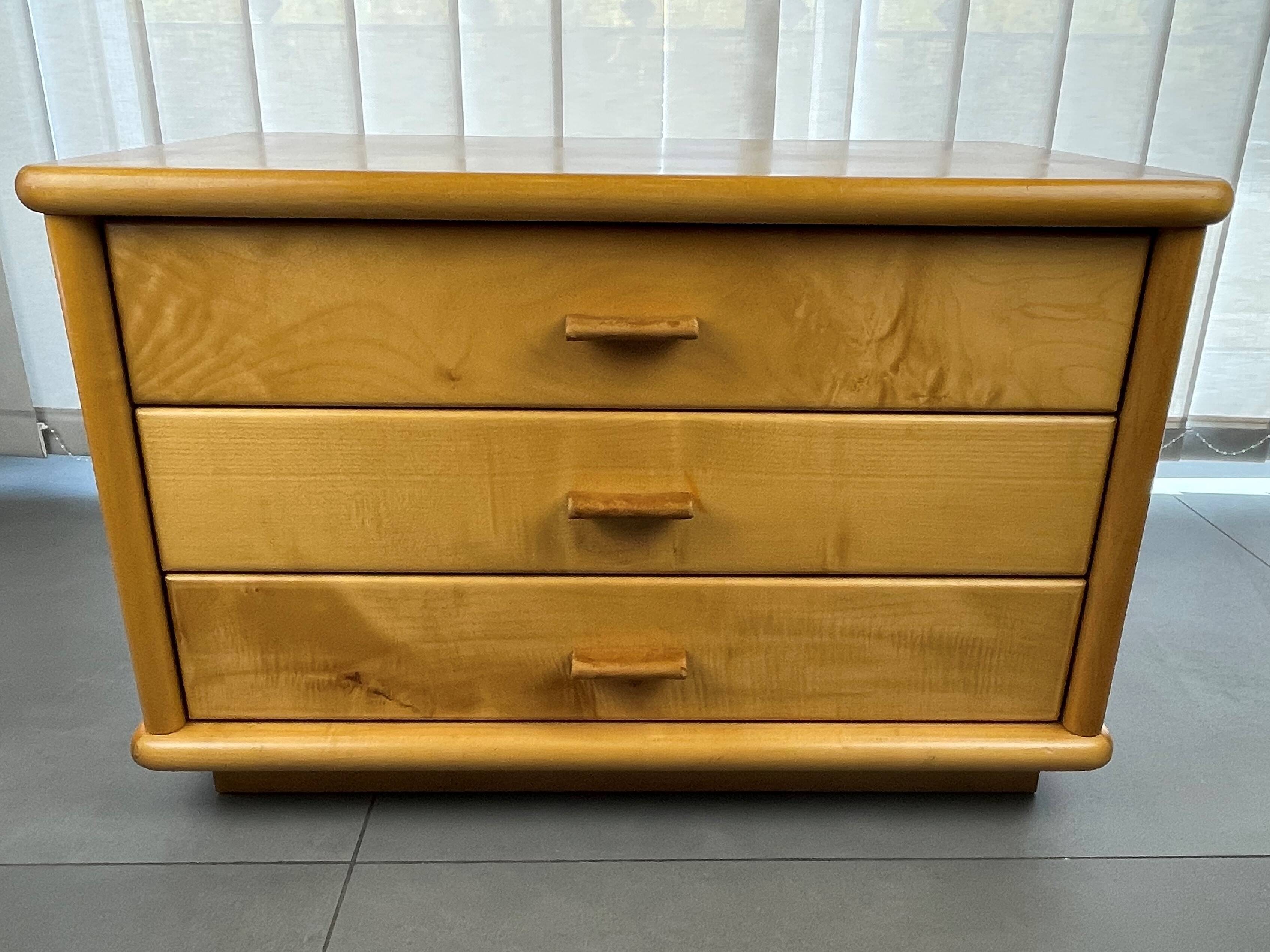 Petite commode vintage 1980 maison regain meuble design