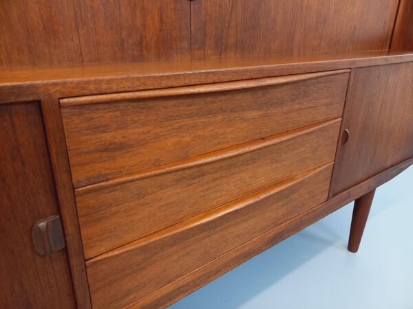 Enfilade mi-haute scandinave vintage Ib Kofod-Larsen pour Faarup en teck
