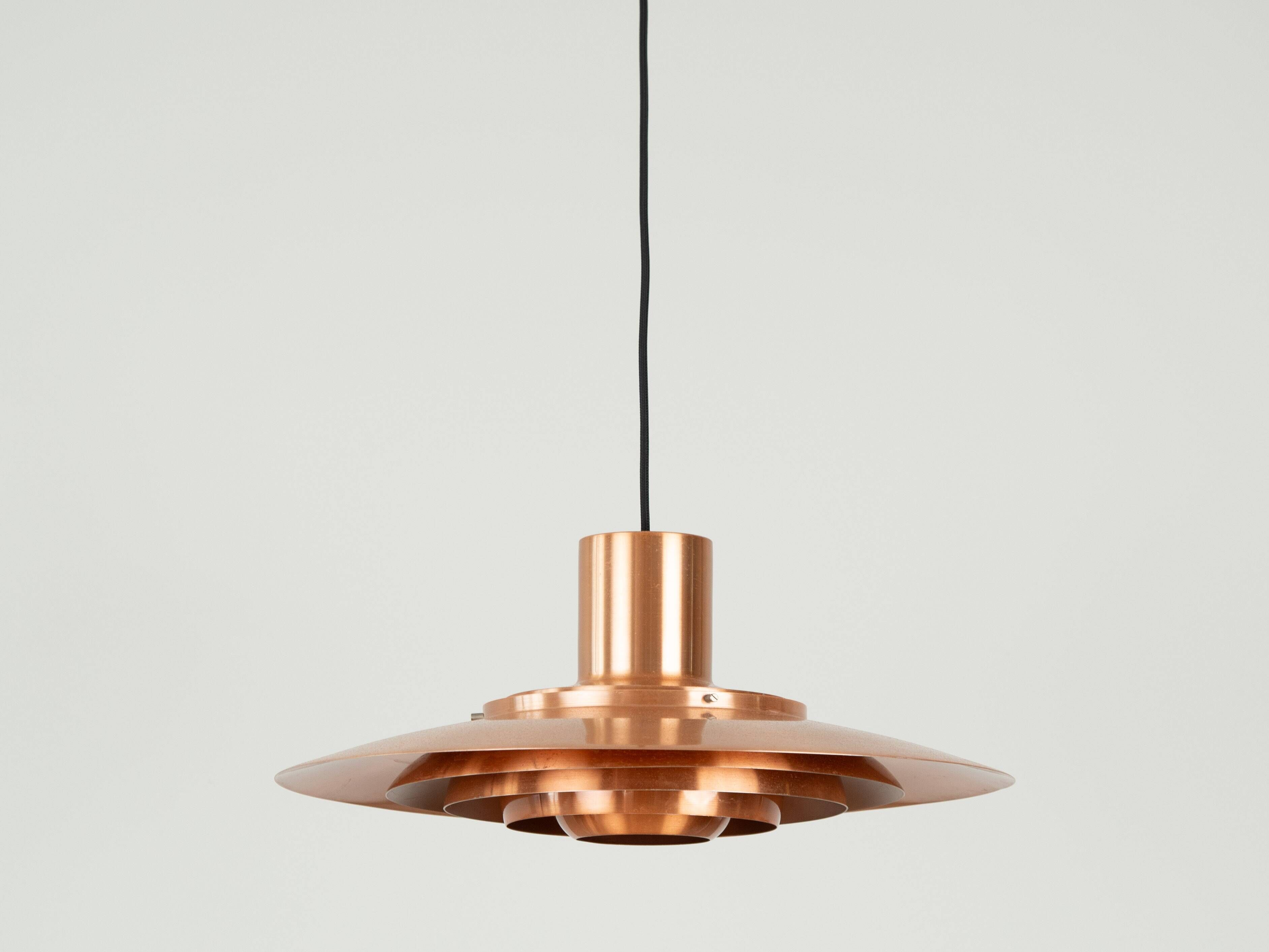 Danish vintage P376 pendant lamp by Fabricius and Kastholm. Nordisk Solar,