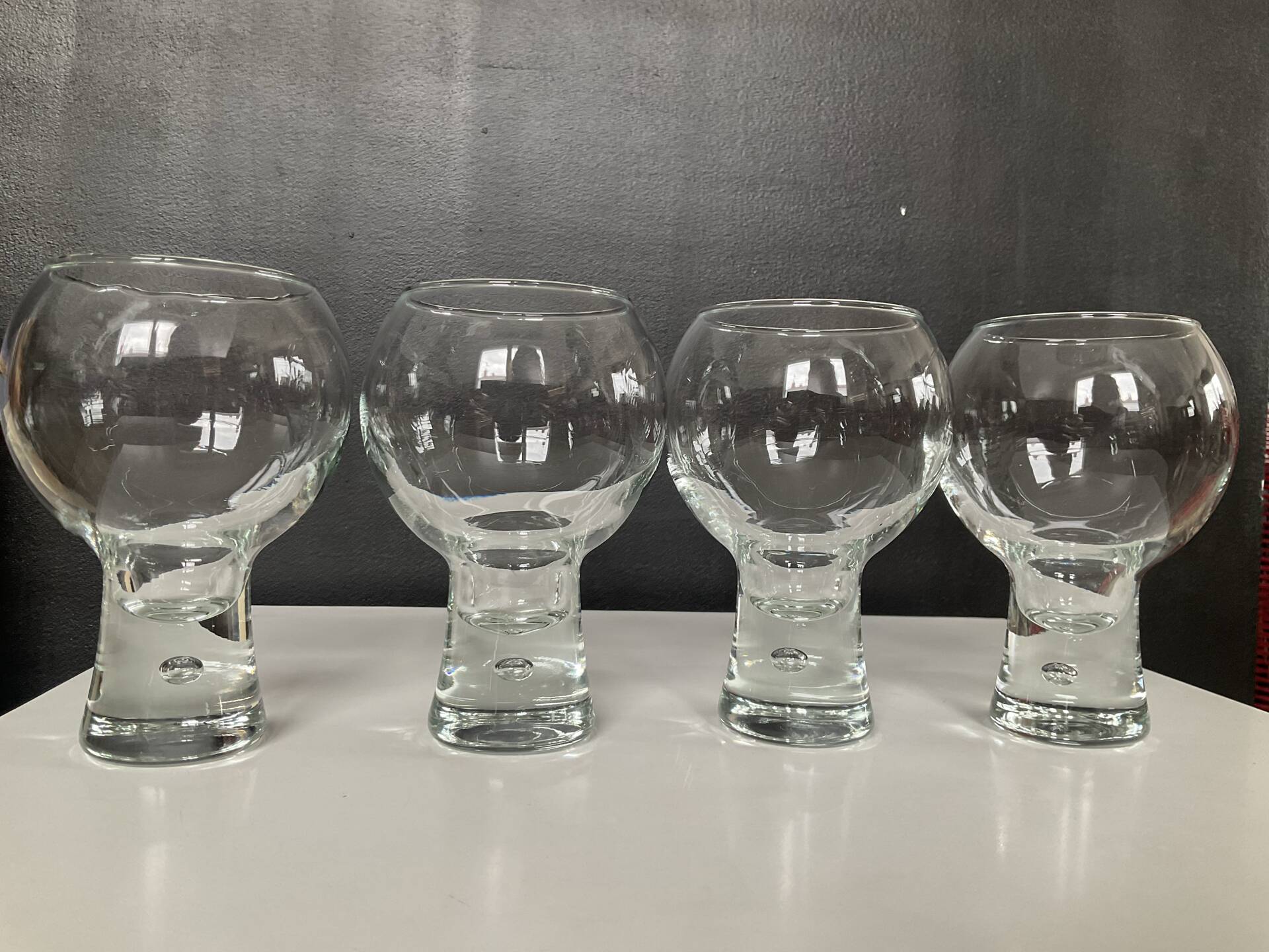 Série de 4 verres « ballon » Durobor des années 70