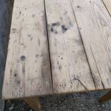 Farm table