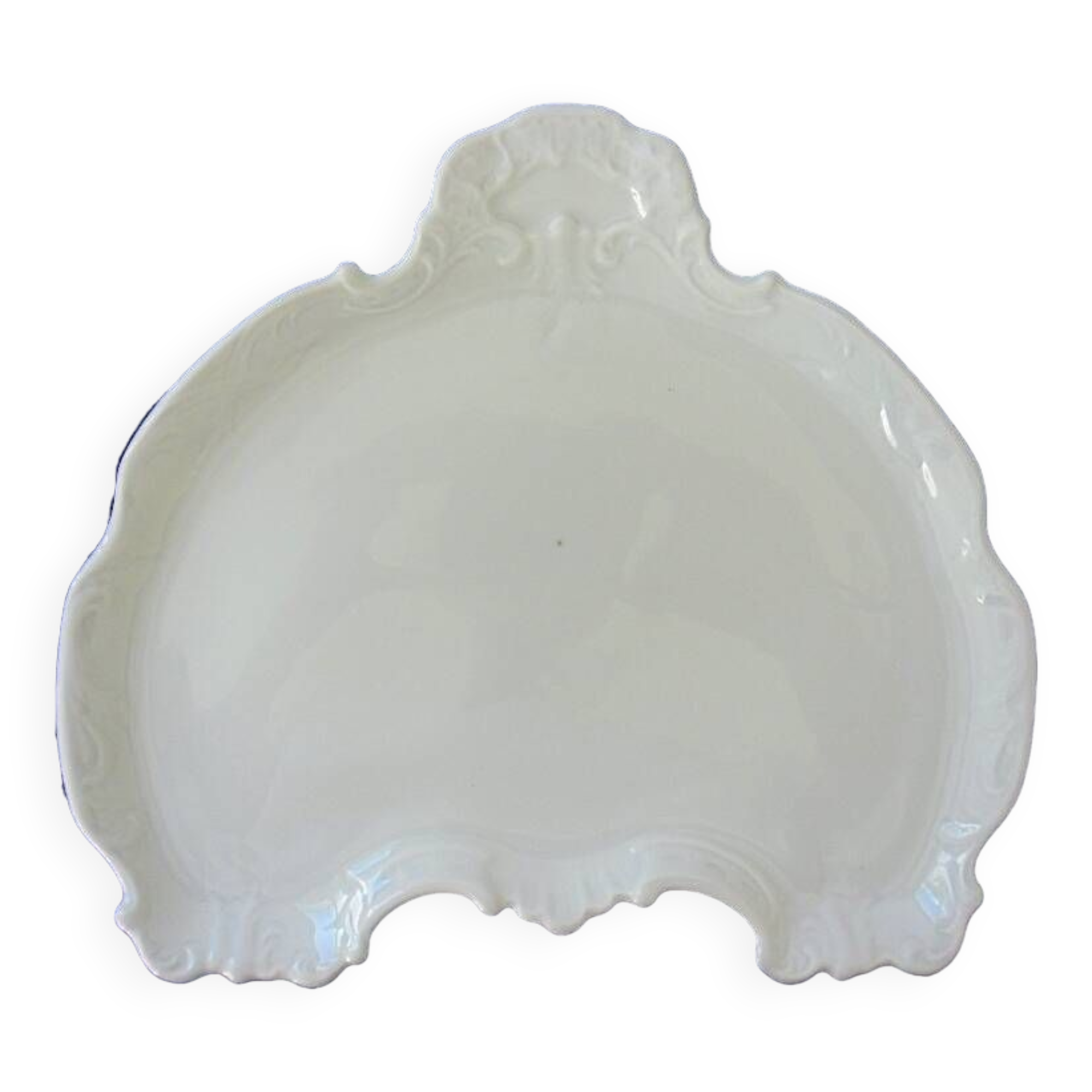 Plateau à courrier ou à carte de visite en porcelaine blanche de Limoges à bords chantournés