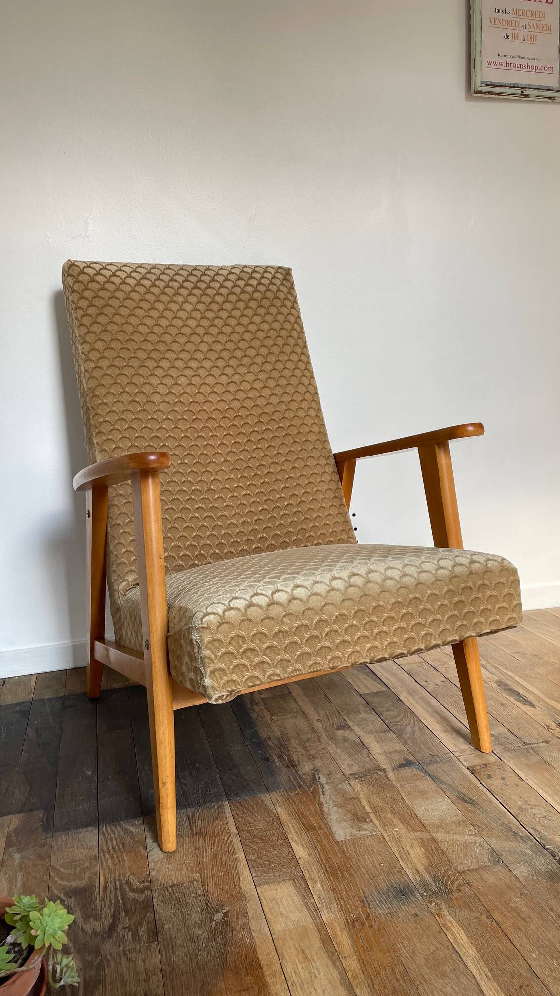 paire FAUTEUILS MANUCERE France Vintage
