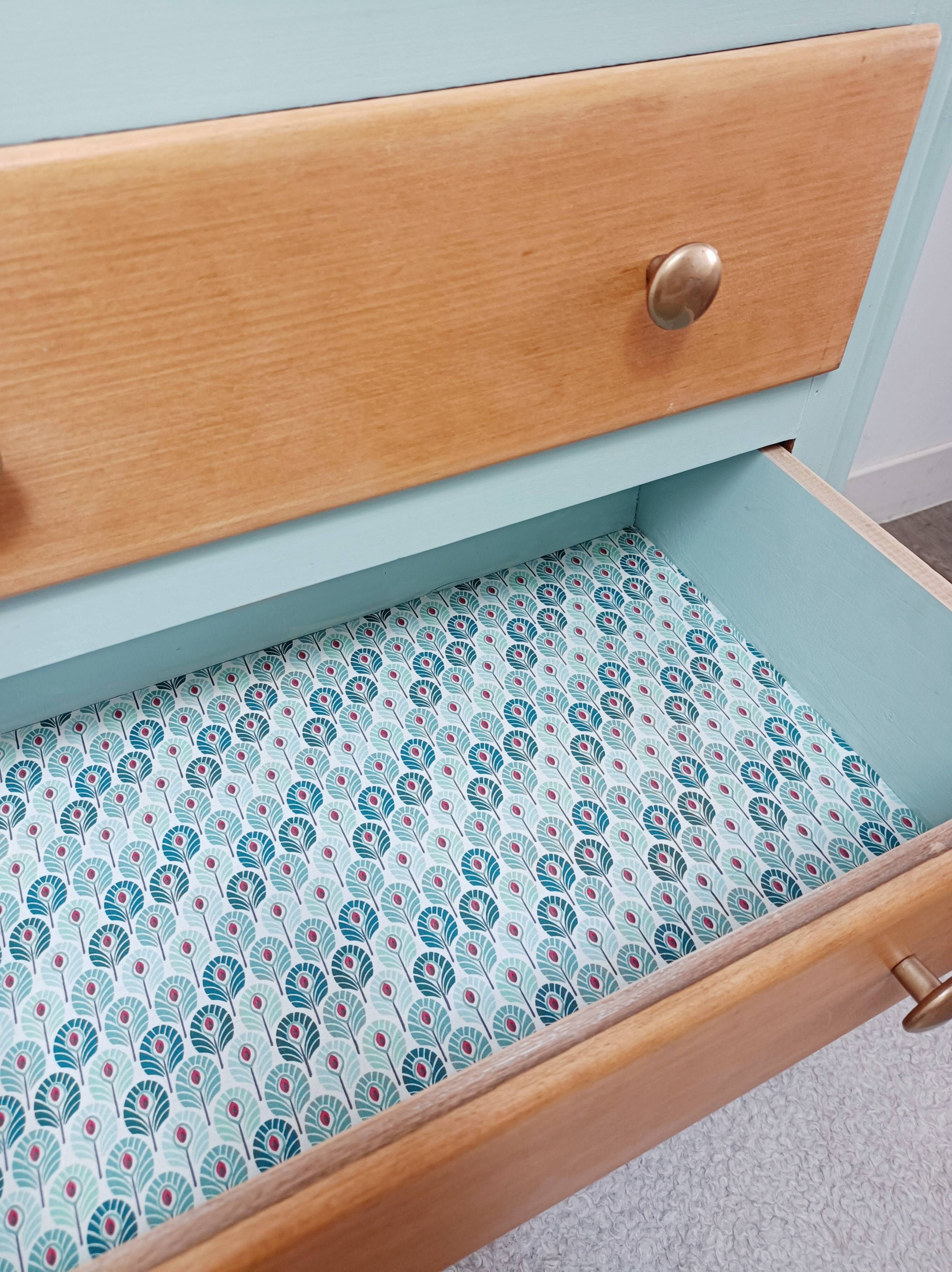 Small 3-drawer chest of drawers, green and wood