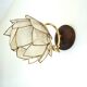 Applique lotus nacre et laiton