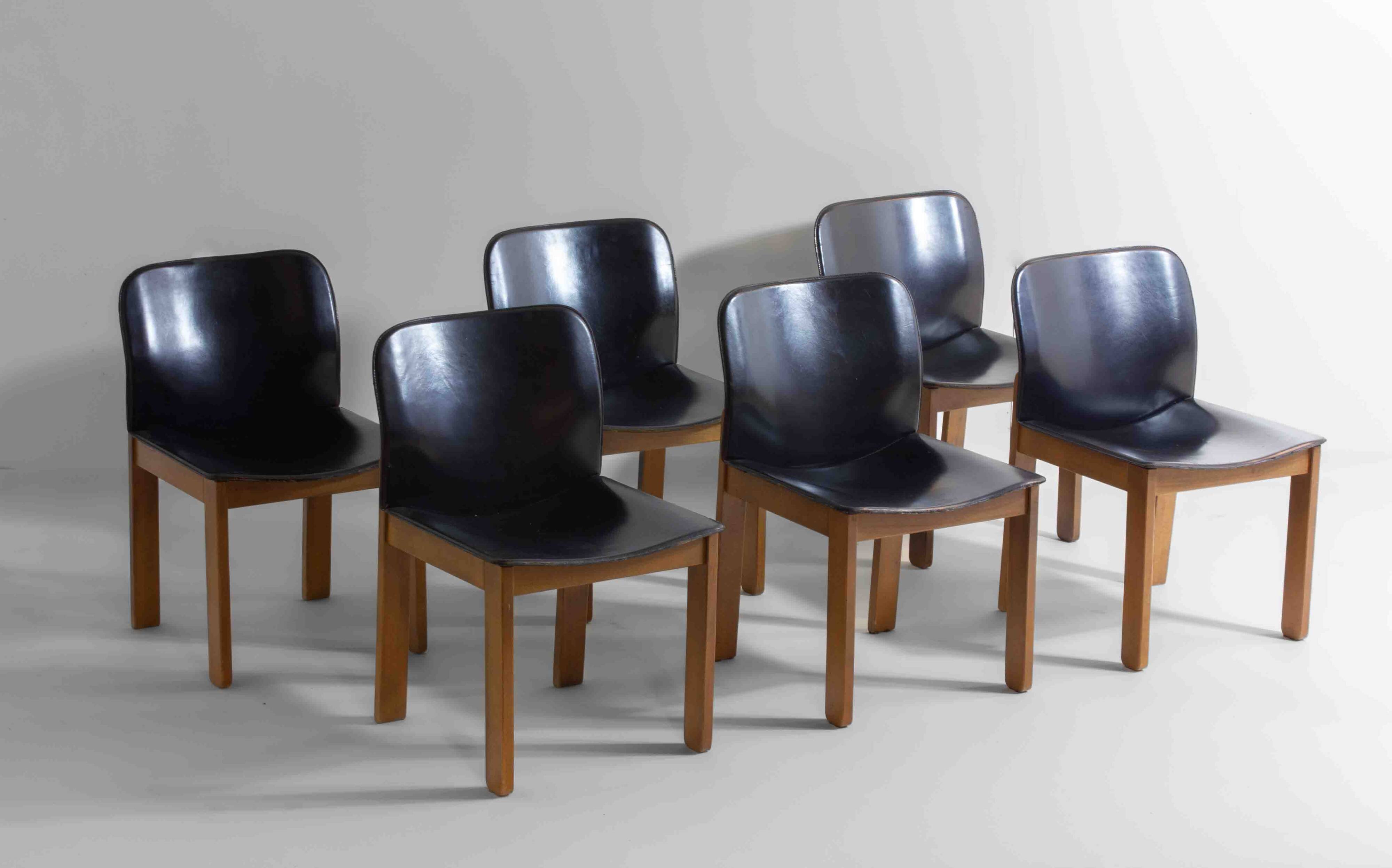 Set of 6 black leather dining chairs by Afra & Tobia Scarpa, 1970's