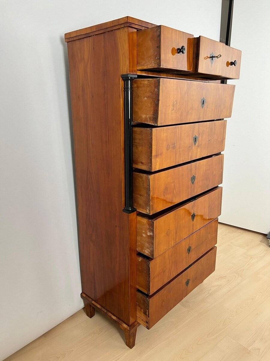 Biedermeier Chiffonier in Cherry Veneer, South Germany, 1830s