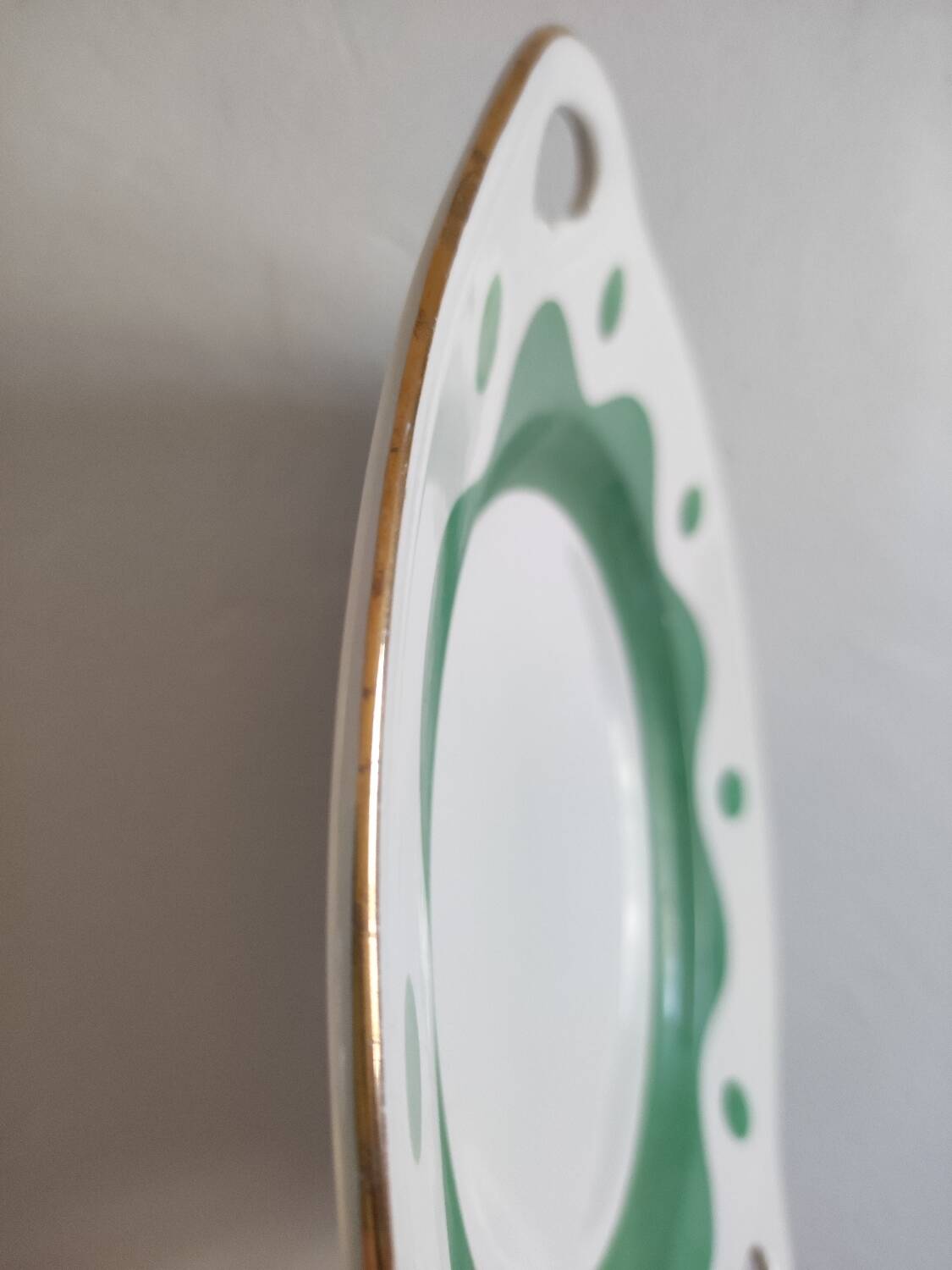 Sarreguemines and Digoin presentation dish