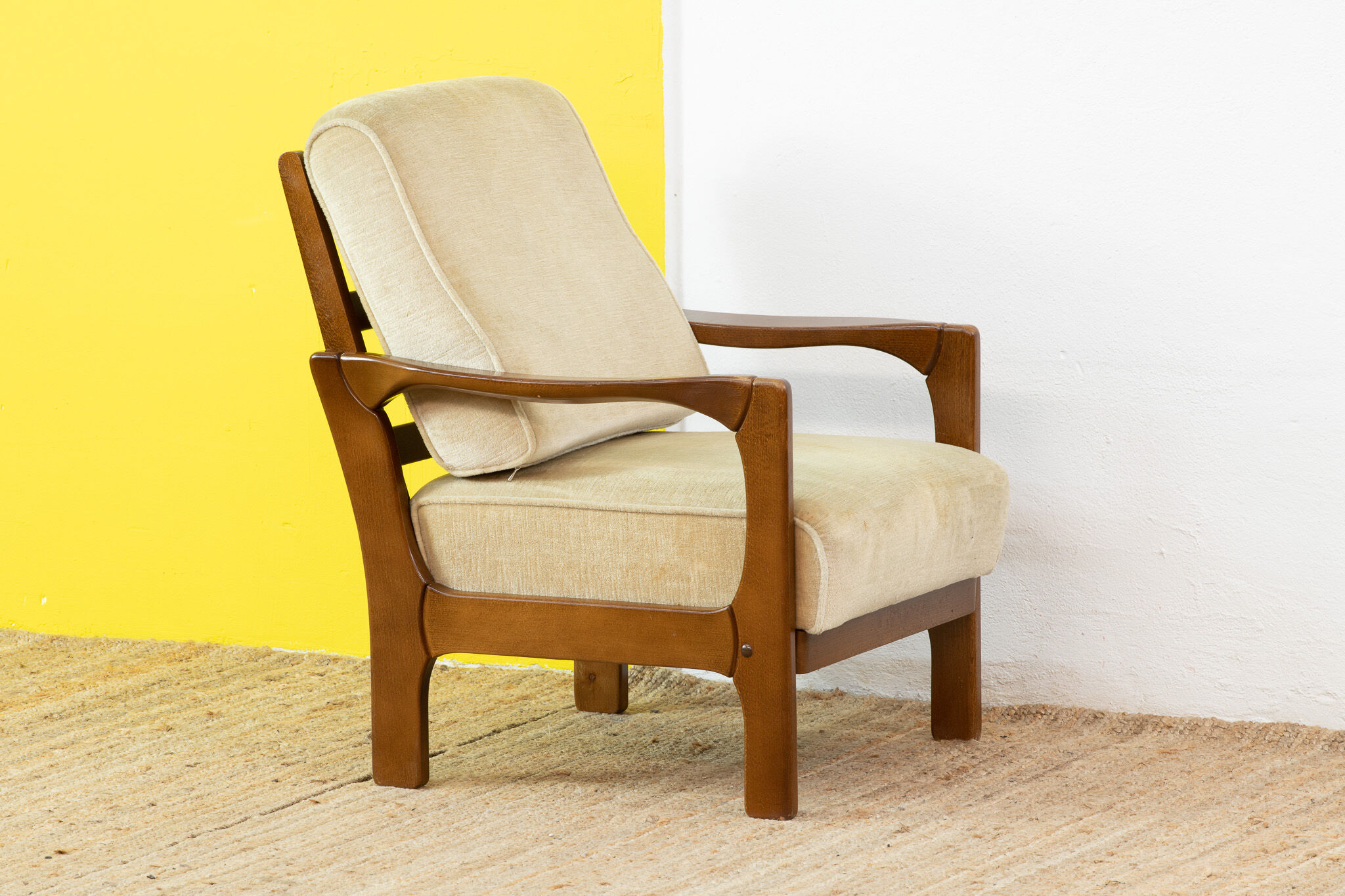 Fauteuil Scandinave Vintage – 69 cm