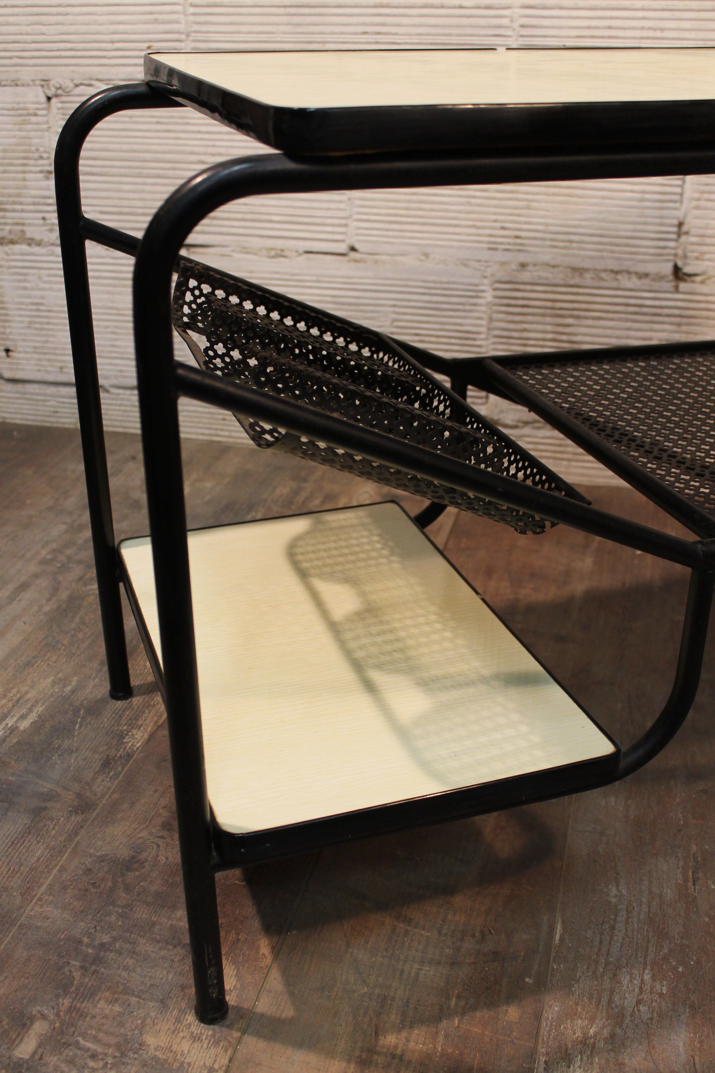 The 1950s coffee table