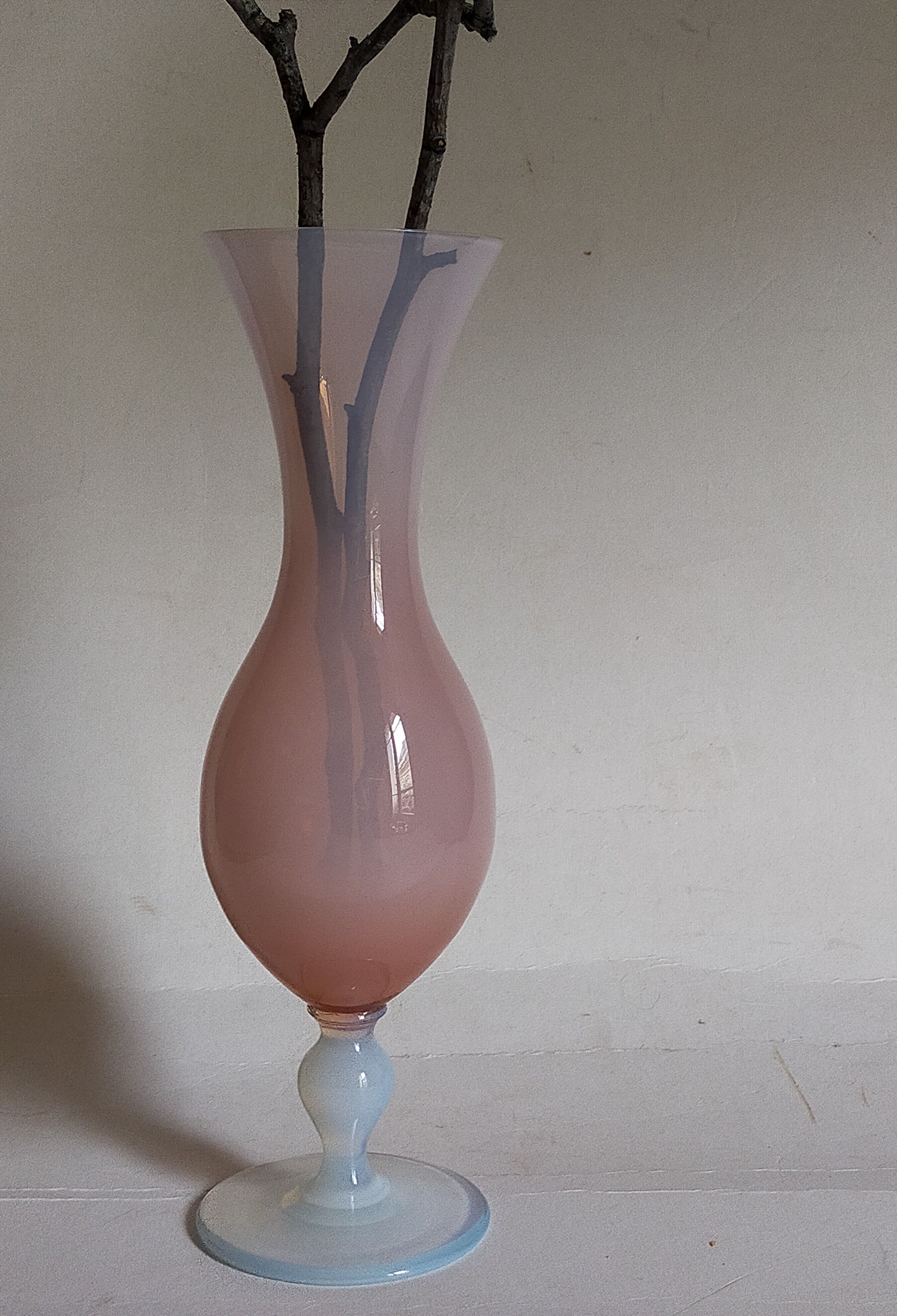 Vintage fair opaline walking vase