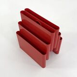 Red magazine rack by Giotto Stoppino for Kartell, 1970