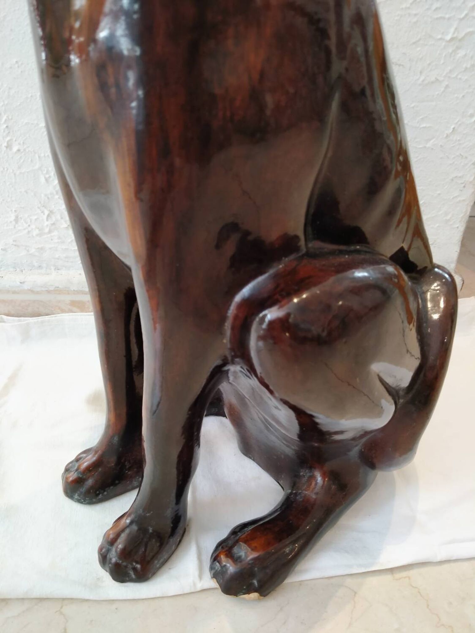 Greyhound statue from the early 20th century