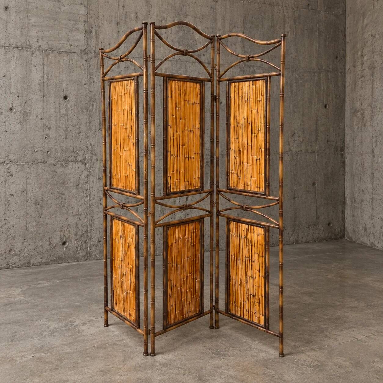 Paravent en métal imitation bambou avec panneaux en bambou / années 1980