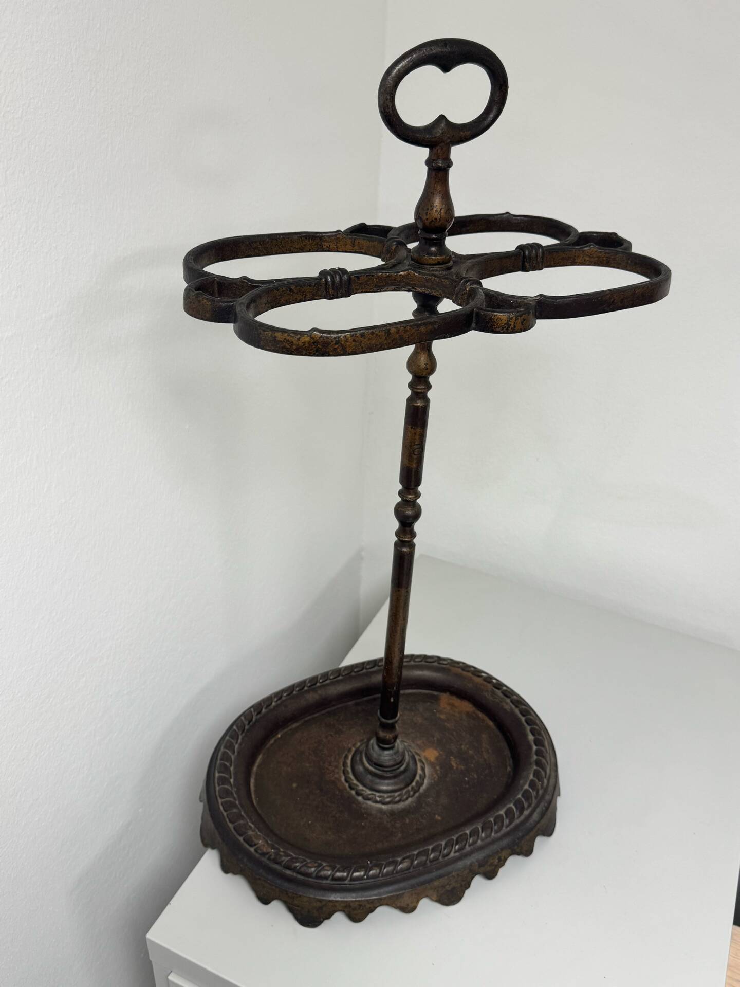 Umbrella stand, cast iron cane holder from the 19th century / Napoleon III style