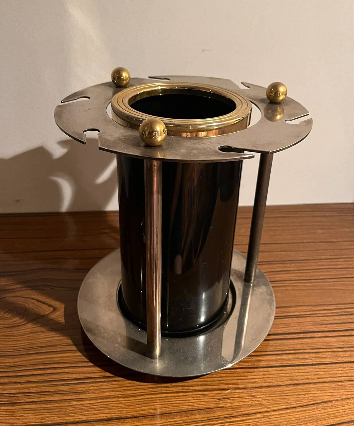 Chrome champagne ice bucket from the 70s/80s.