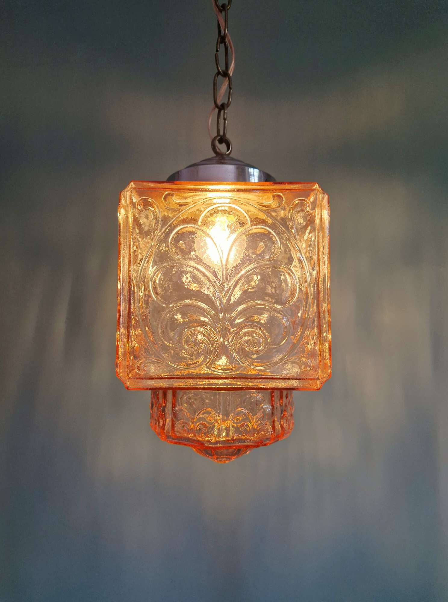 Art Deco pendant light in pale pink glass, 1920s-30s