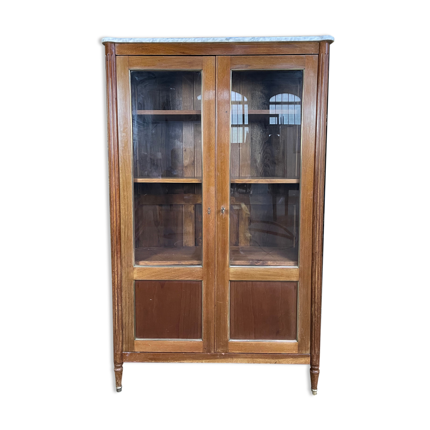 Showcase - Louis XVI style library