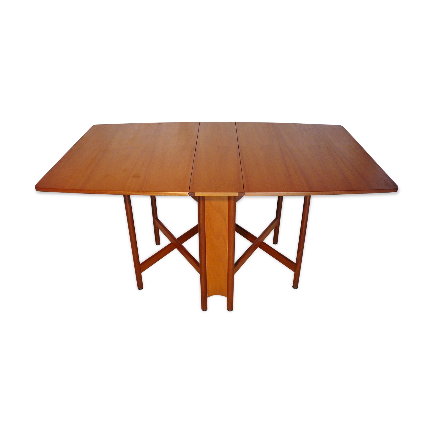 Scandinavian folding table in Mc Intosh teak