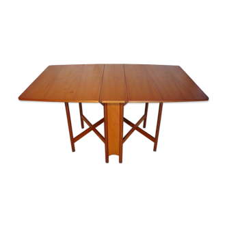 Scandinavian folding table in Mc Intosh teak