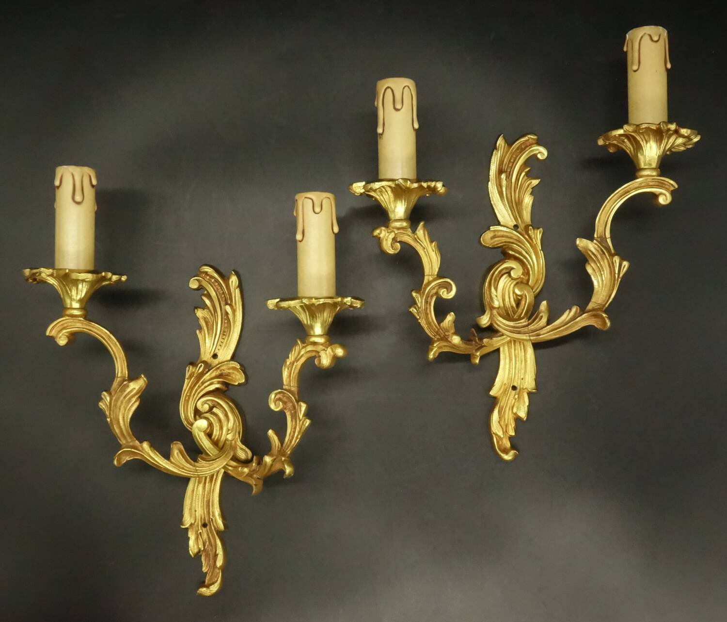 Pair of Louis XV style wall lights from Lucien GAU - gilded bronze