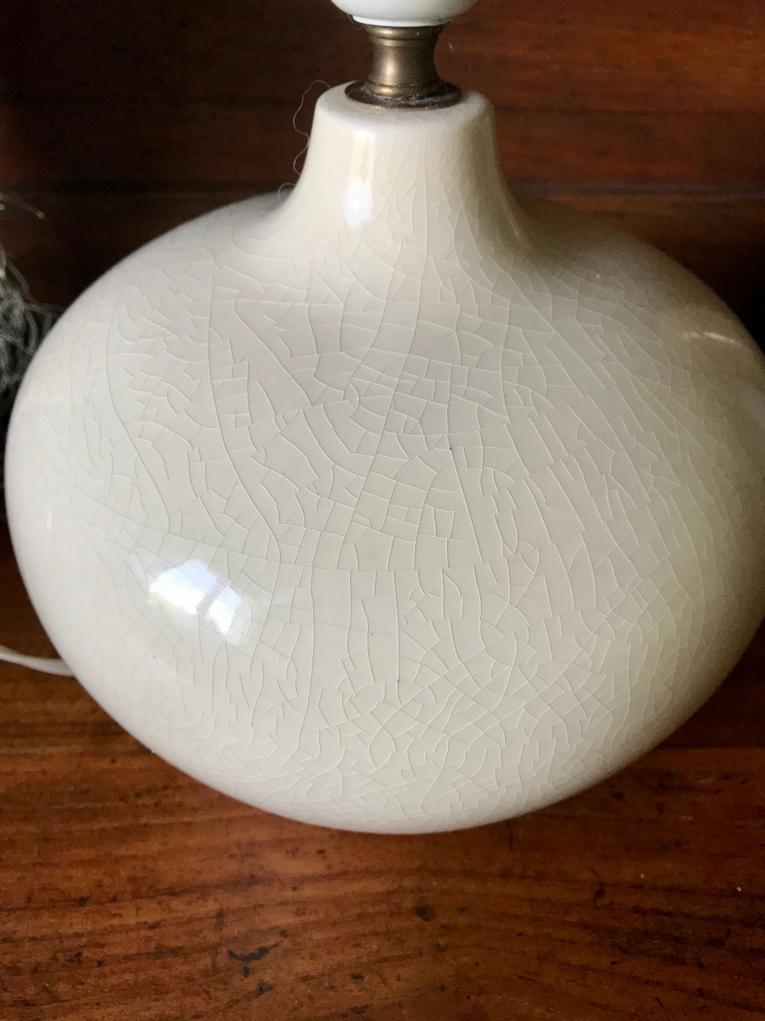 Pied de lampe en céramique craquelée