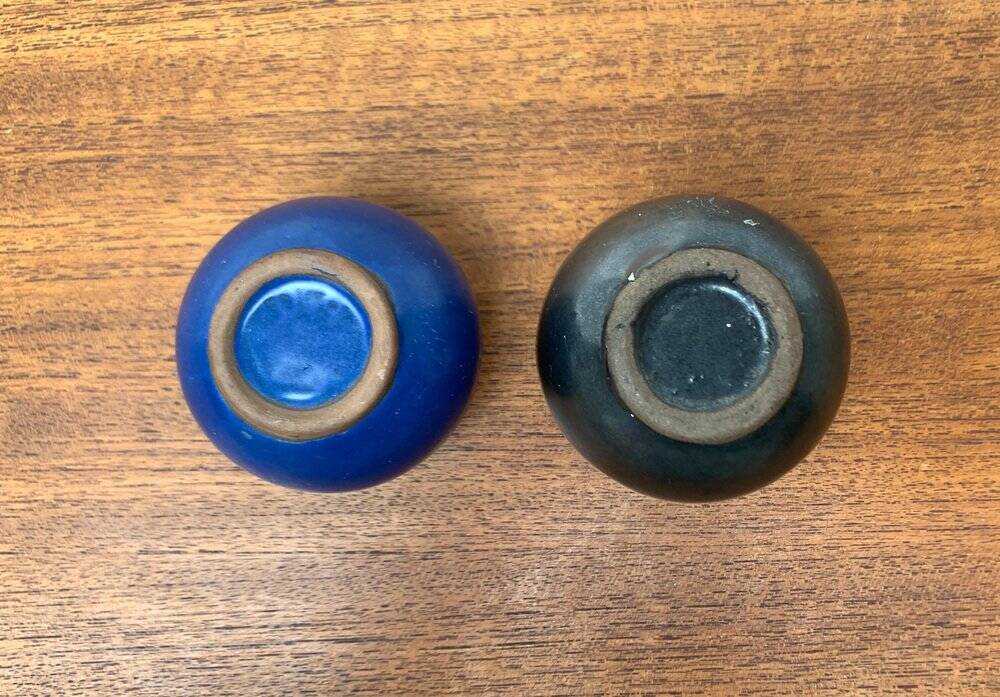 Small minimalist round vases from a mid-century pottery studio by Hildegard and Peter Delius for Hamelner Töpferei, 1960s, set of 2.