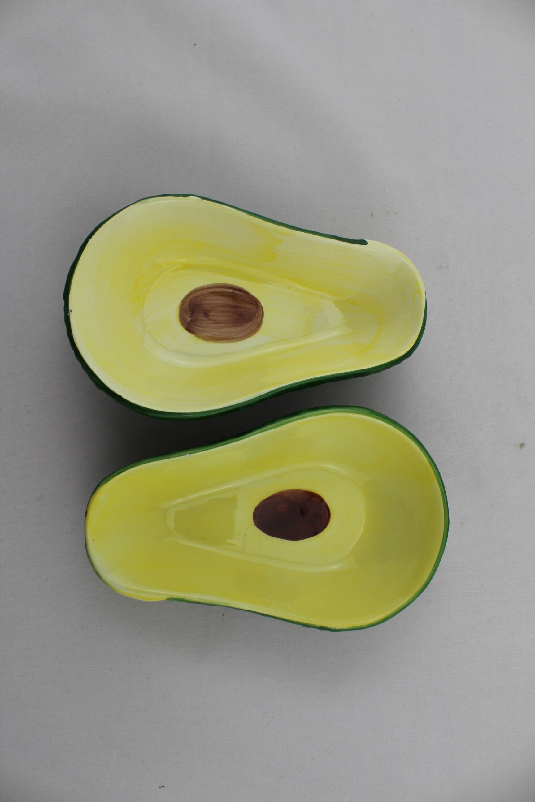 Set of 2 cups lawyer, guacamole, ceramic