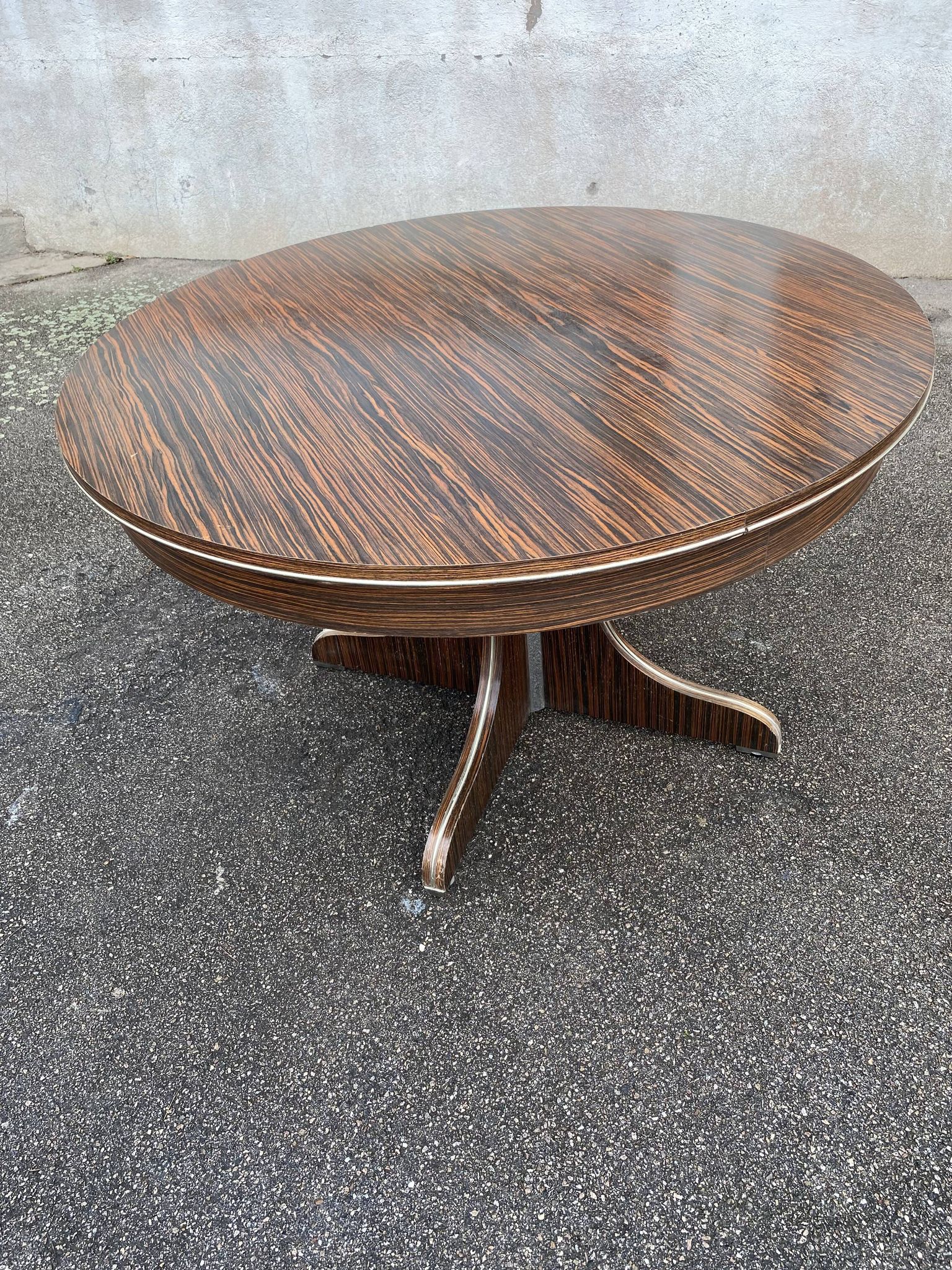 Table de salle a manger vintage