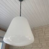 Ancien lustre en opaline des années 50
