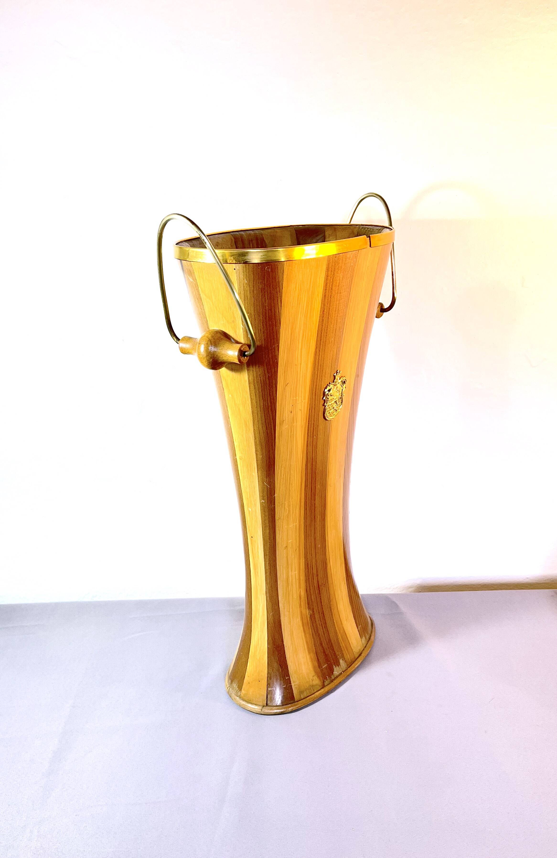 Cane or umbrella holder in varnished wood, brass, with coat of arms, Italy 1950