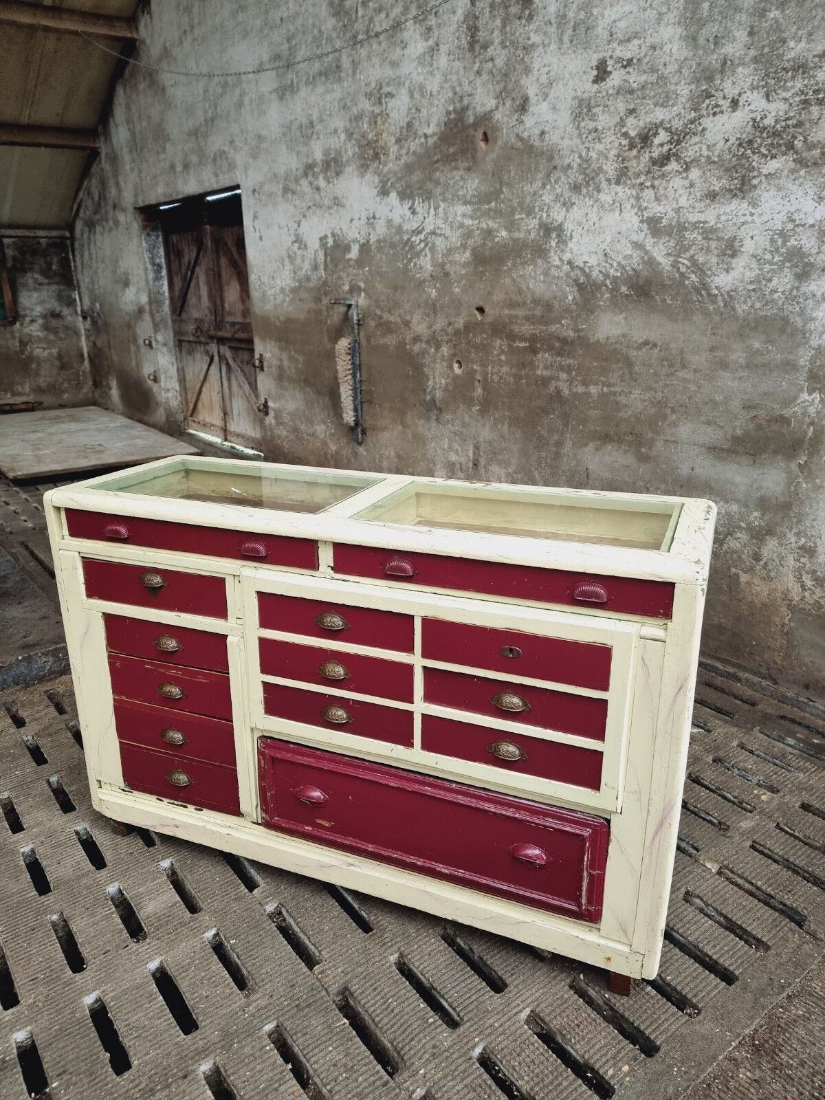 Antique counter drawercabinet