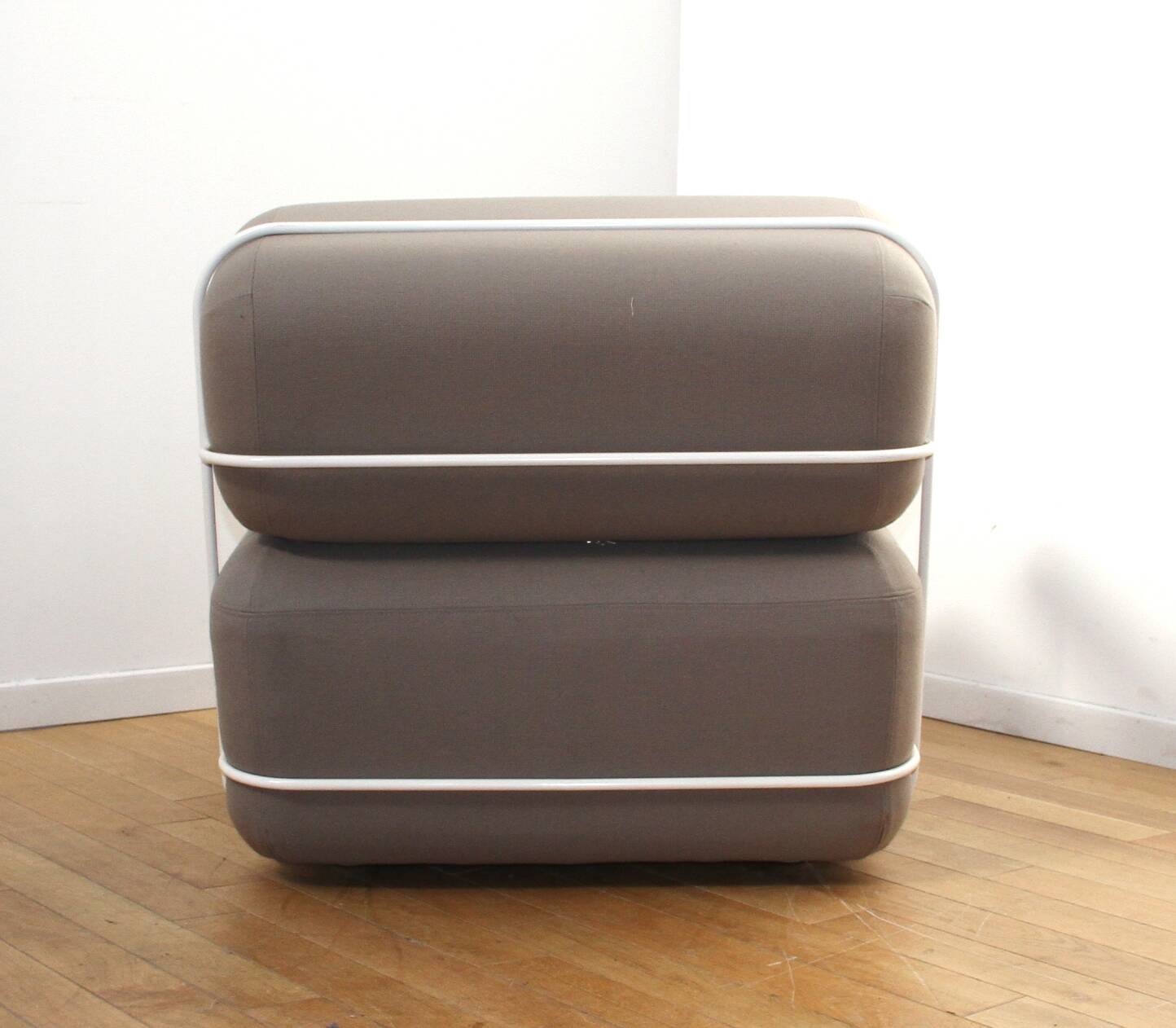 Pair of Pebble armchairs, Bla Station