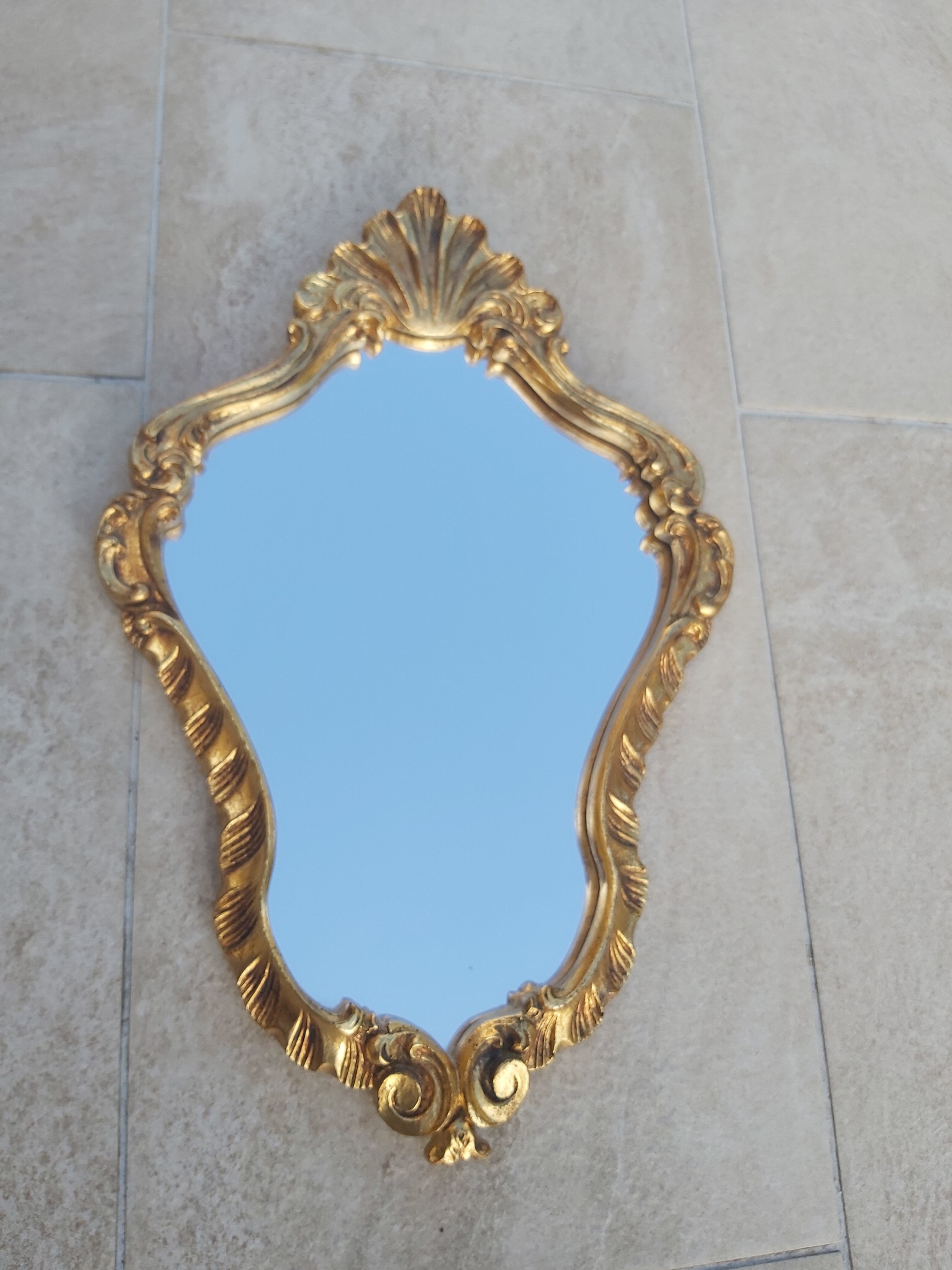 Golden mirror 44.5x29cm