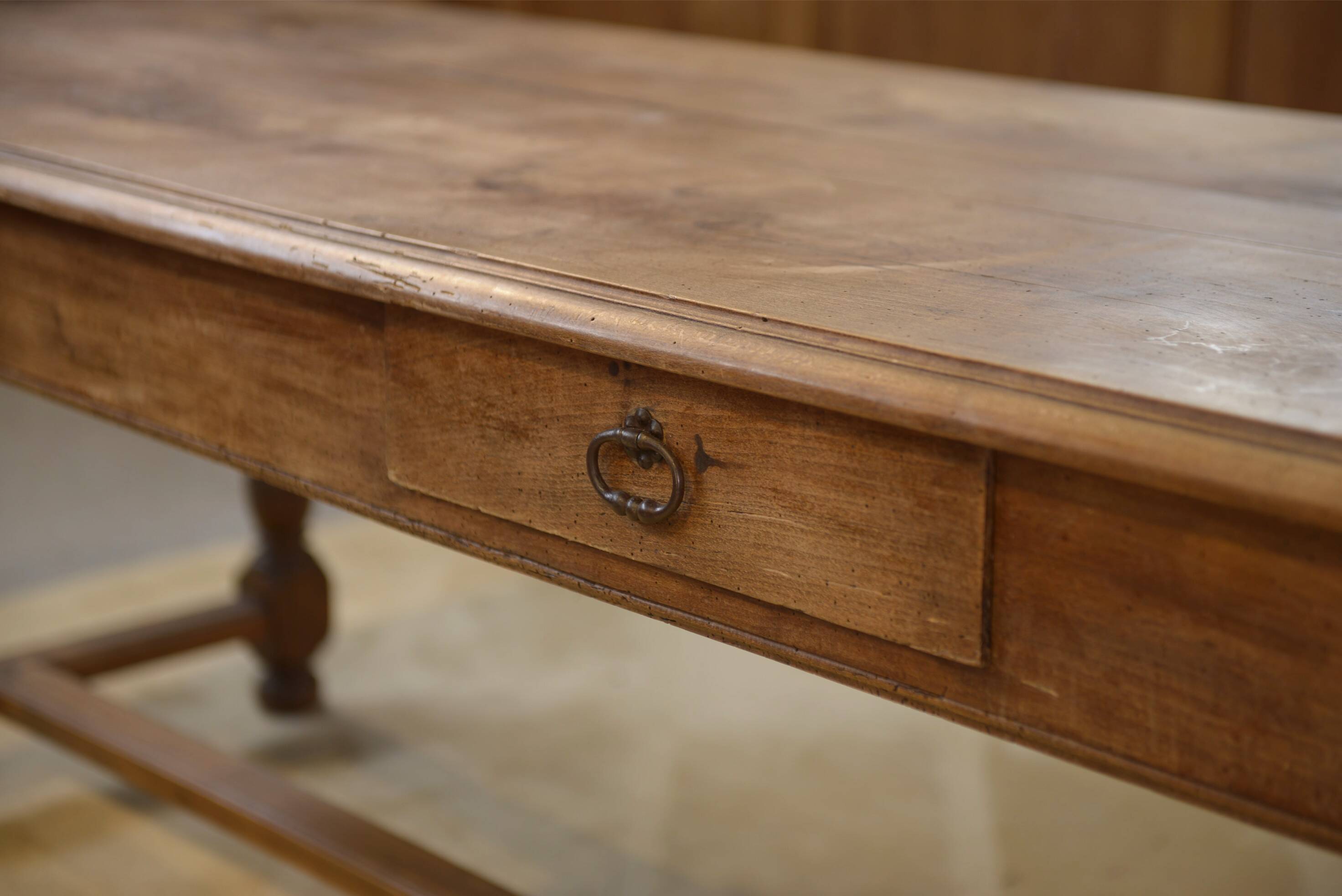 Farm table in beech from the late 19th century.