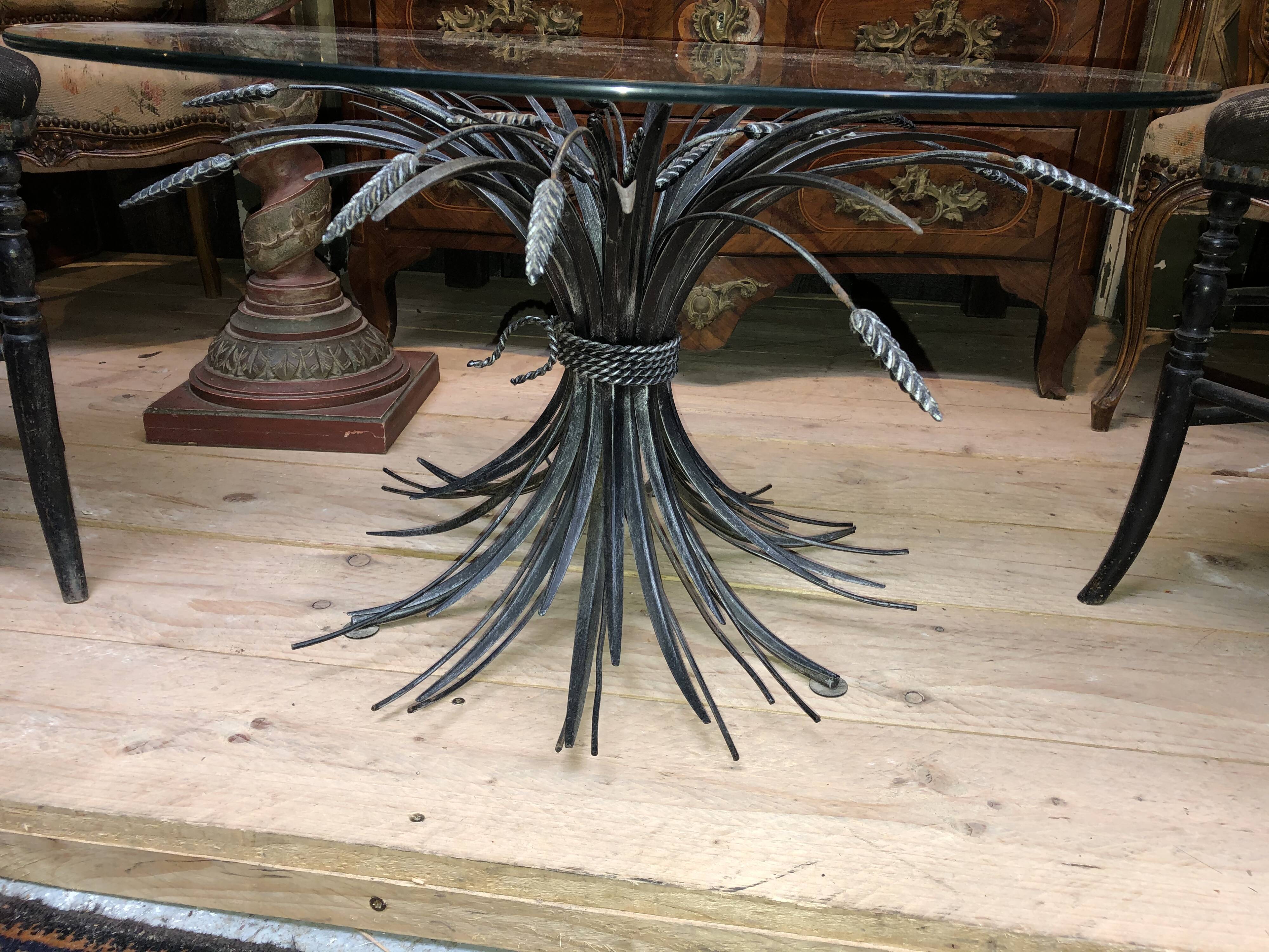 Table basse dite Coco Chanel gerbes de blé années 70