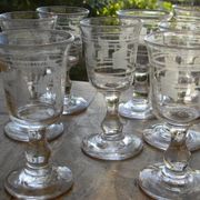 Set of 8 acid-engraved glass liquor glasses