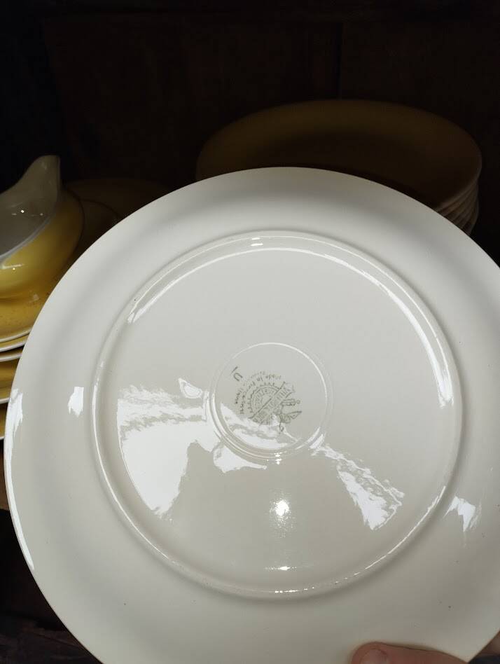 Villeroy & Boch dinnerware set