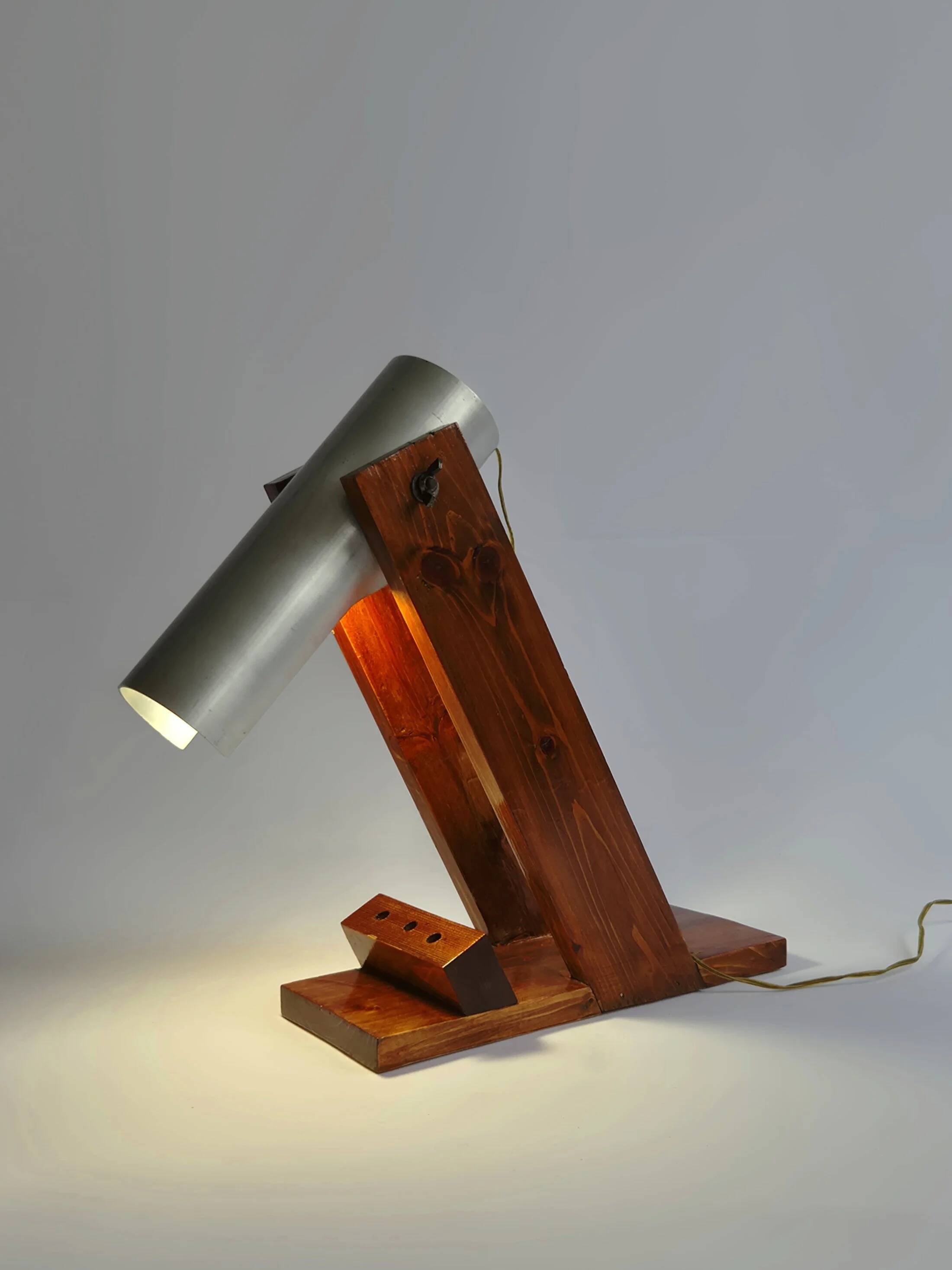 Modernist lamp, Italian work, around 1940.