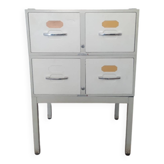 Strafor filing cabinet with drawers