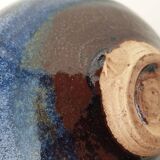 Vase Boule bleu en céramique émaillée signé pictogramme (Signature à identifier)