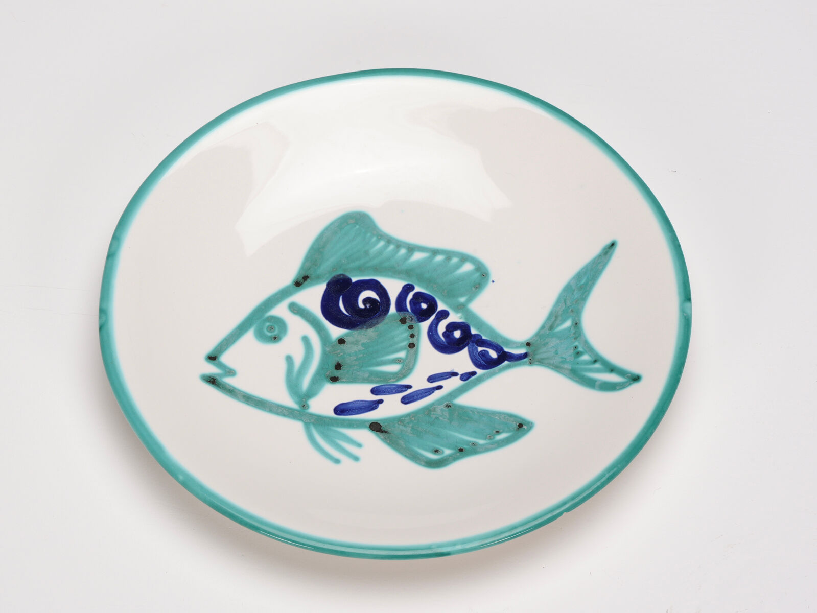 Robert Picault 6 flat round plates circa 1960