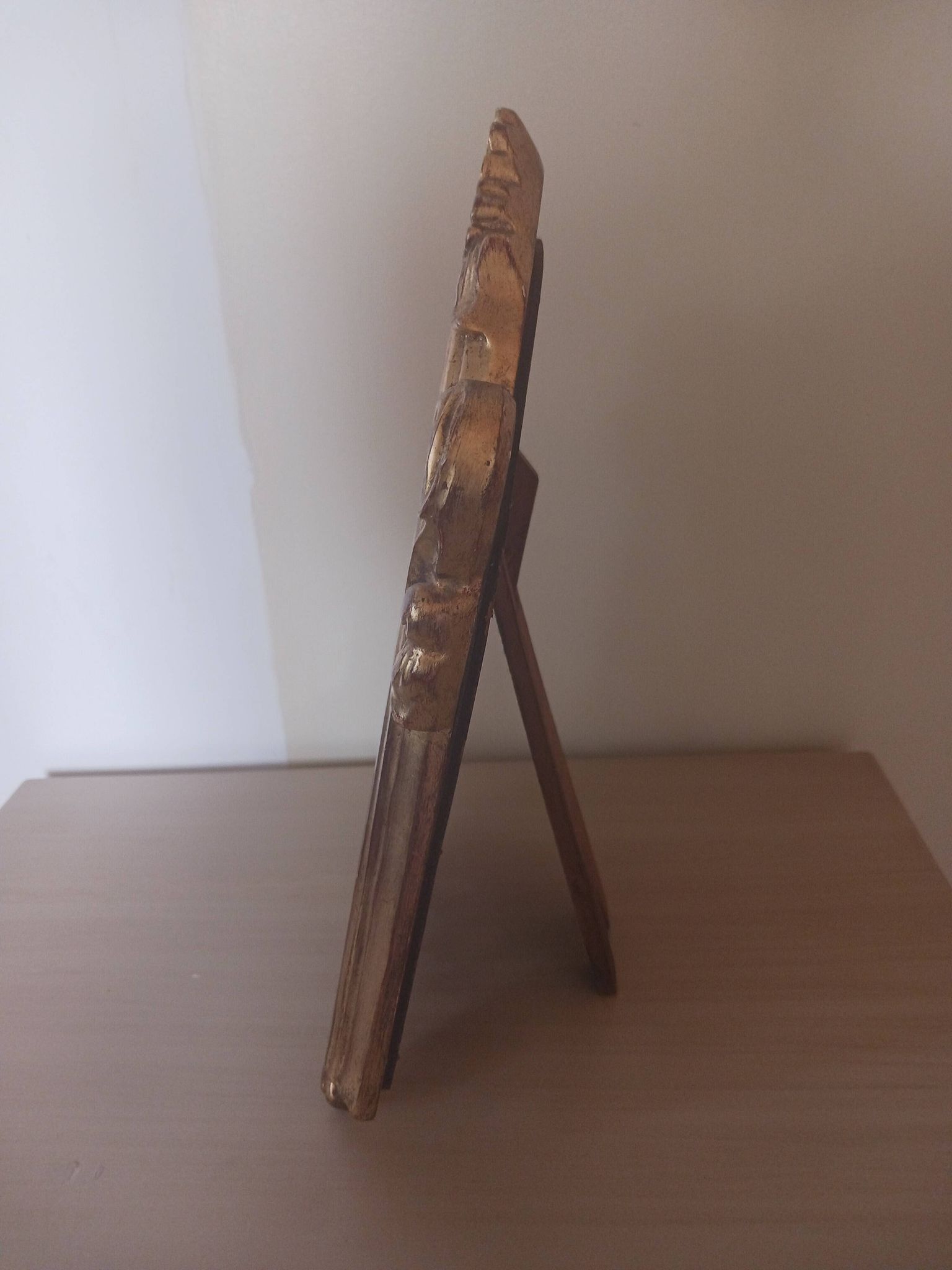 Miroir ancien en bois doré